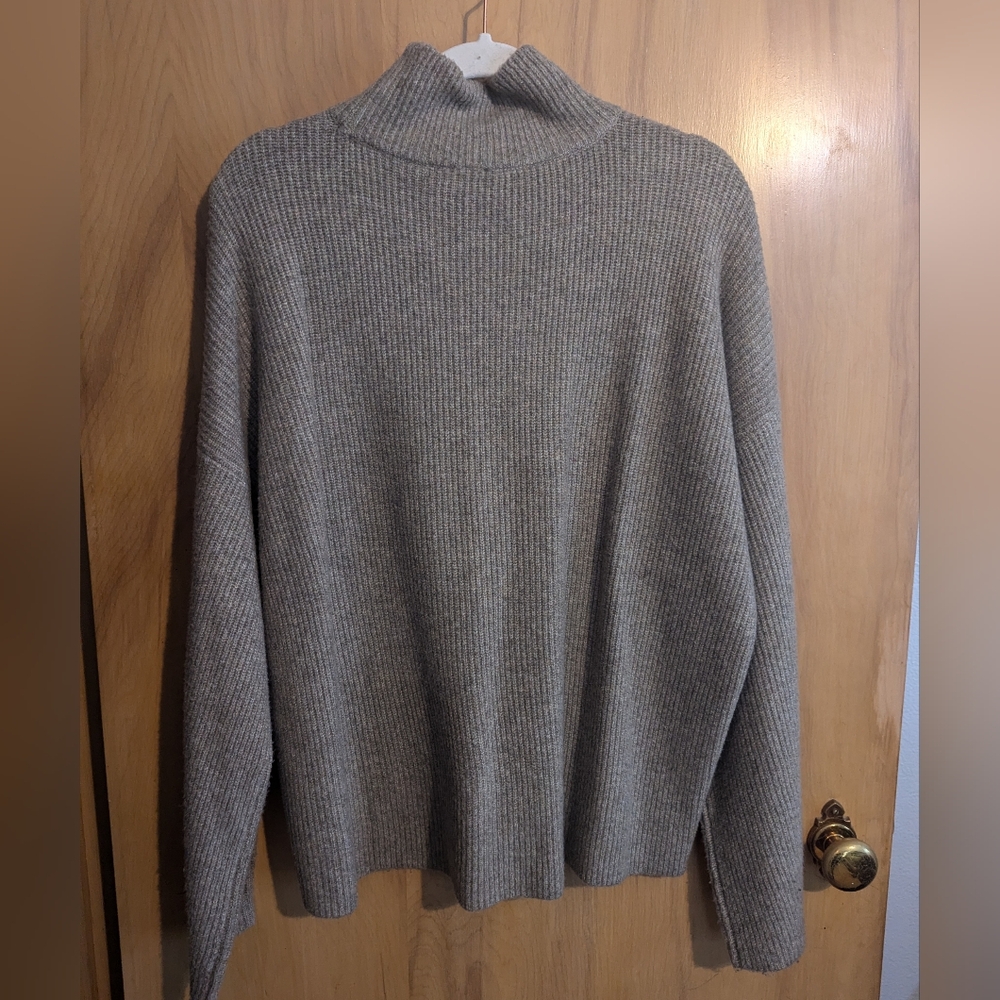 Easy funnel neck sweater - Picture 4 of 5
